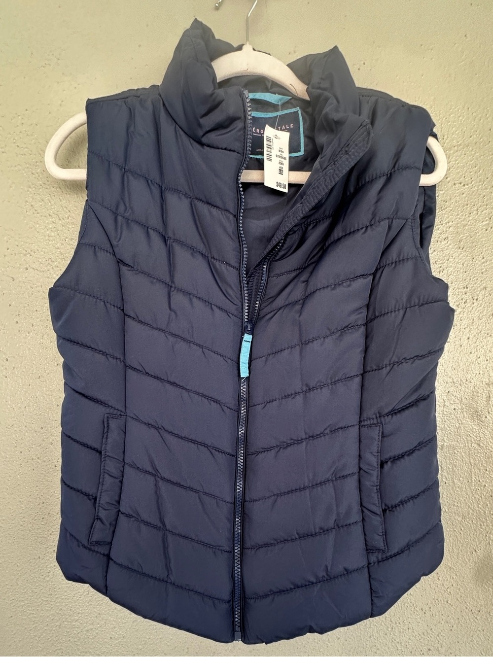 Aeropostale Navy Quilted Puffer Vest with Teal Trim